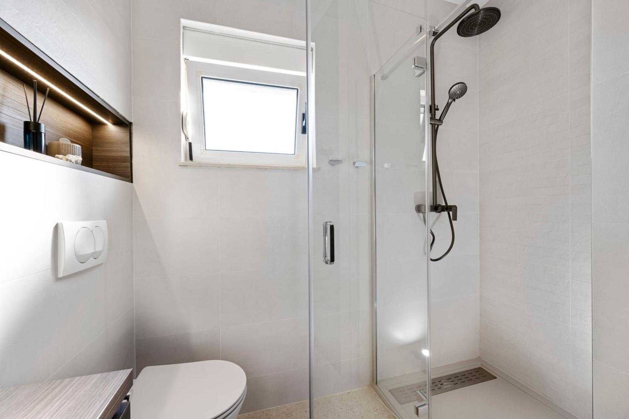 Aquarius Apartments - Beachside With Heated Pool Vodice Habitación foto